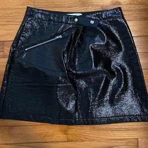 DO+BE faux leather mini skirt. Almost new condition.